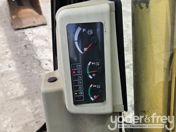 caterpillar-311c-image-37