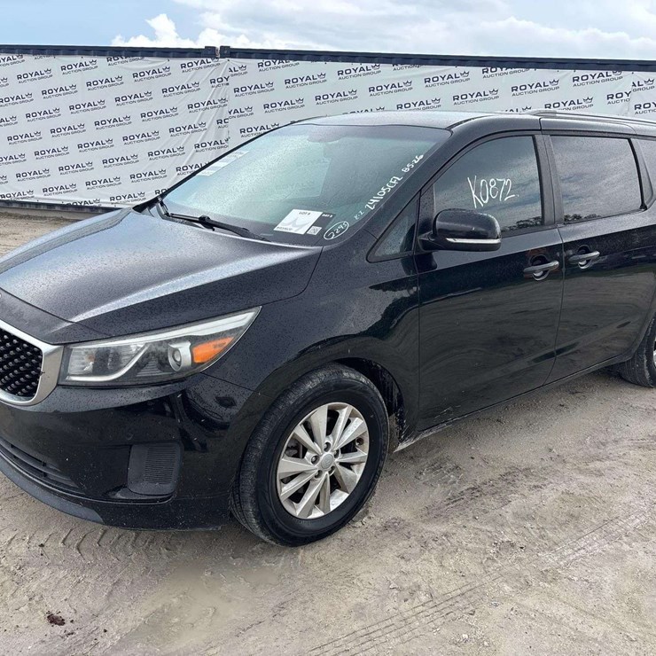 2017 KIA SEDONA