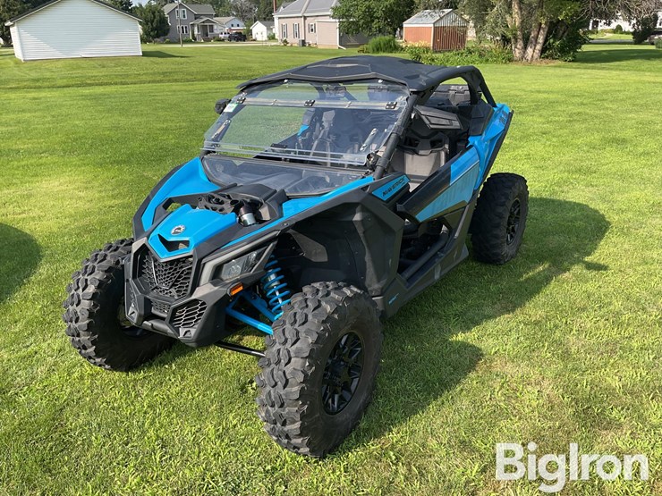 2022-can-am-maverick-x3-image-1
