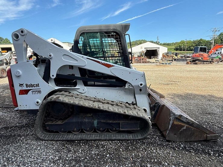 2019-bobcat-t770-image-5