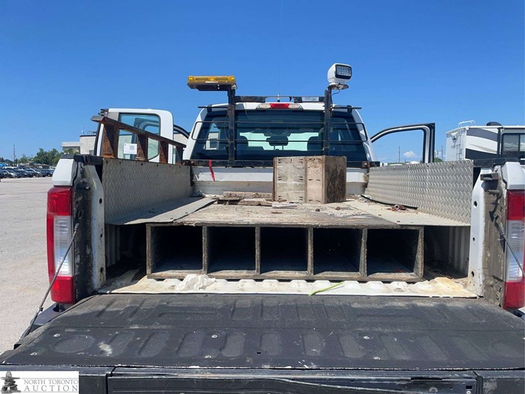 2017-ford-f250-image-19