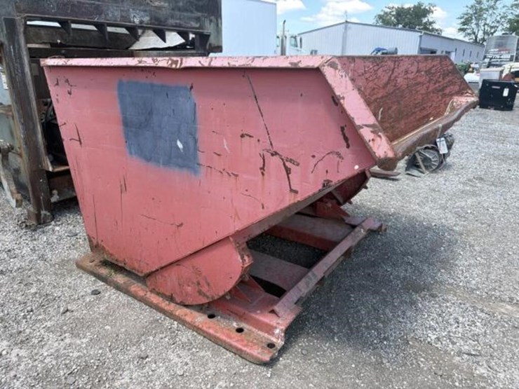forklift-dumpster-image-3