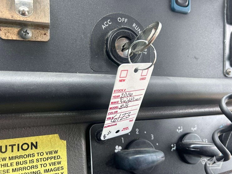 2016-freightliner-b2-image-52