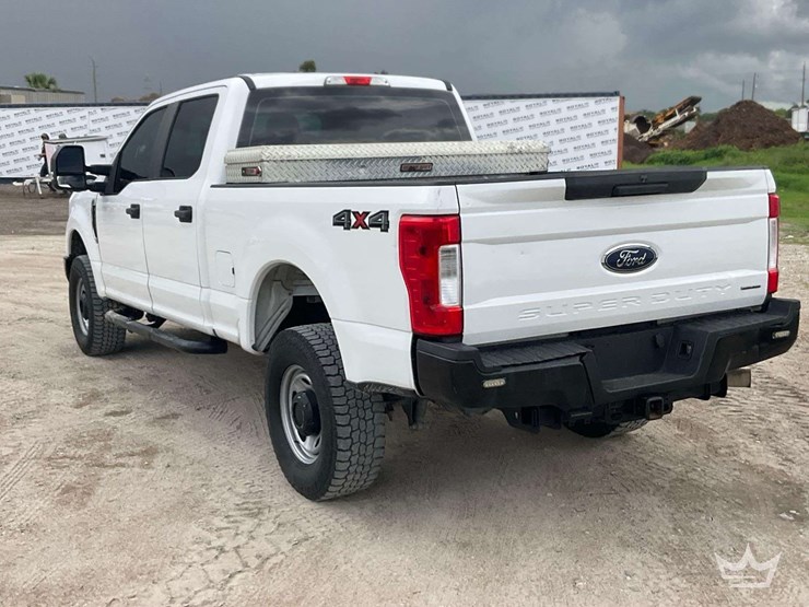 2017-ford-f250-image-4
