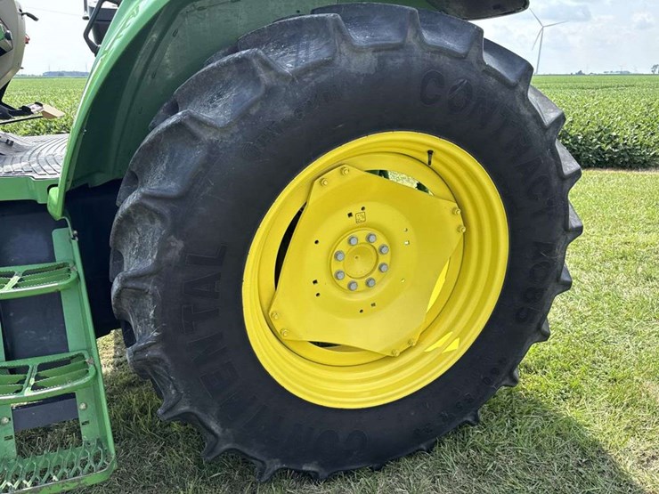 john-deere-7130-image-10