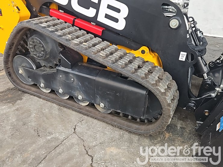 2026-jcb-215t-image-15