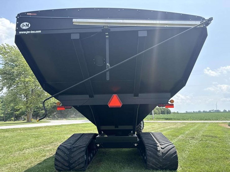 2023-j&m-1326-patriotic-farmer-edition-grain-cart-image-3