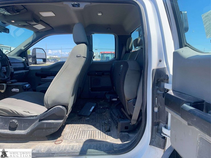 2017-ford-f250-image-15
