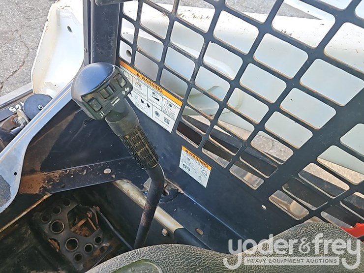 2019-bobcat-t590-image-21