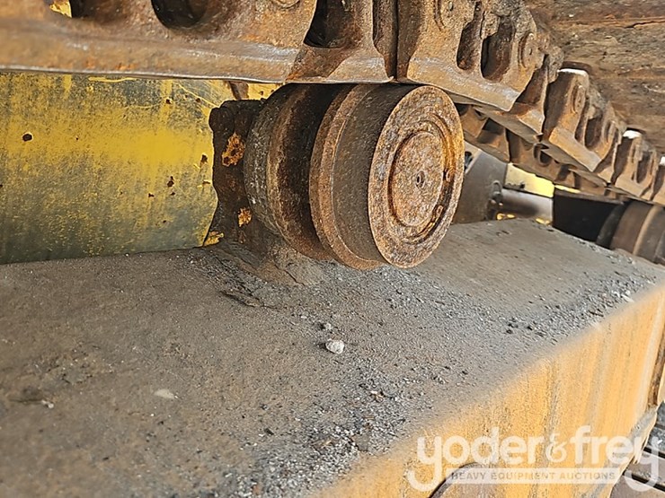 2023-komatsu-d39px-24-image-10