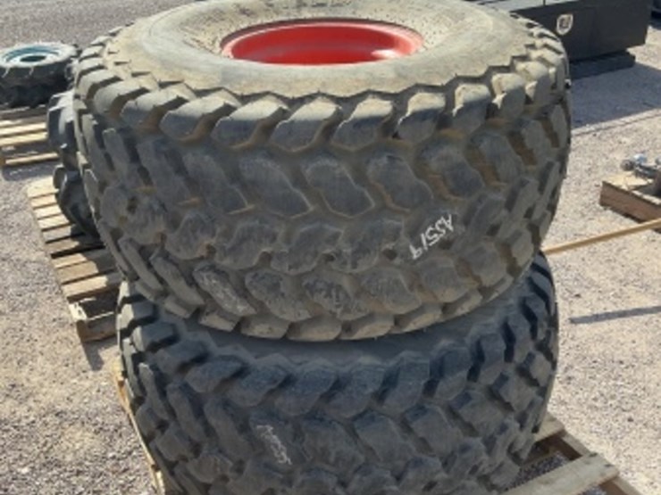 (2)-equipment-wheels-&-tires-image-2