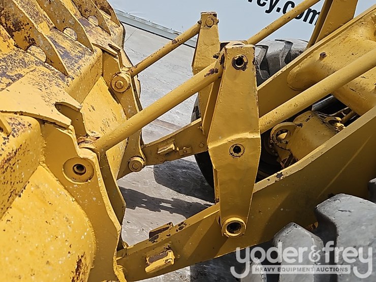 caterpillar-950-image-14
