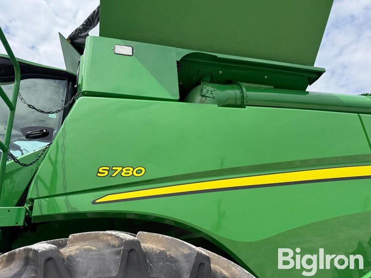 2024-john-deere-s780-image-19