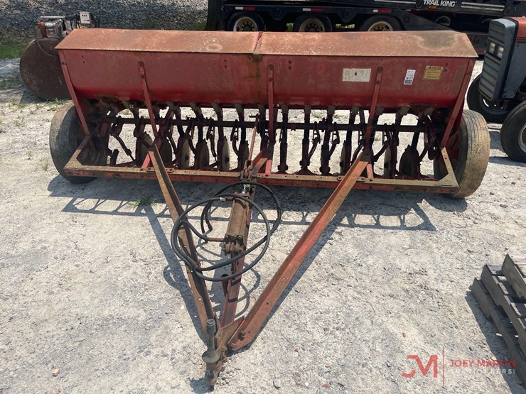 massey-ferguson-mf33-image-7