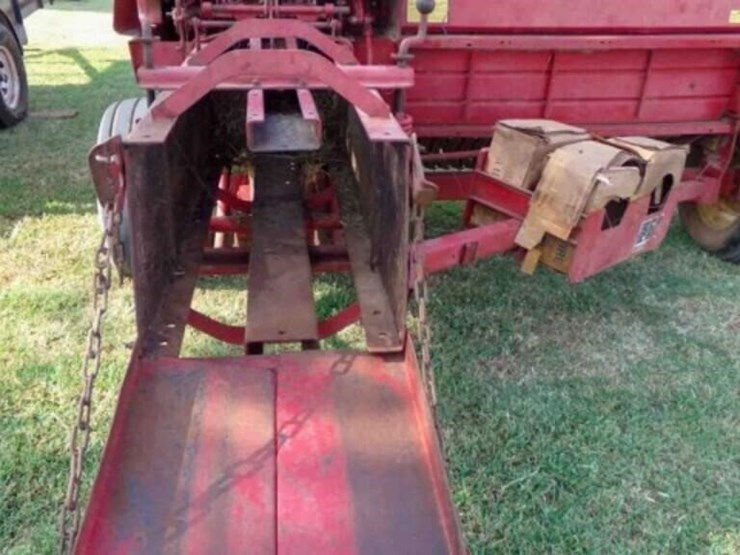new-holland-316-image-6