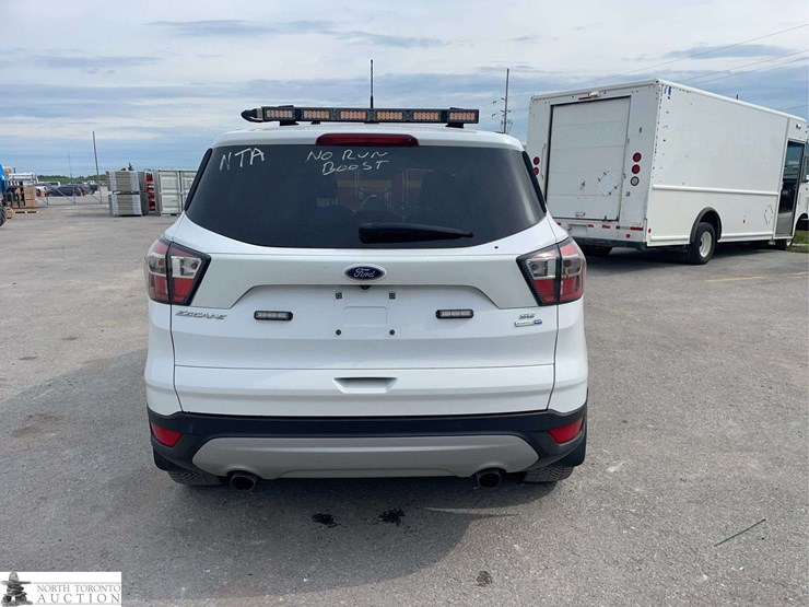 2017-ford-escape-image-6