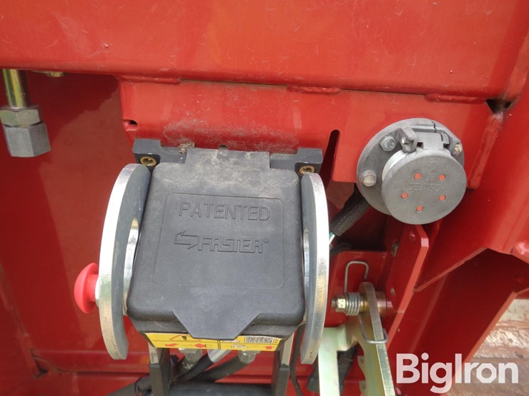2014-case-ih-4406-image-17