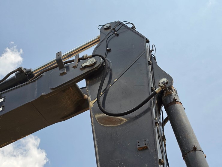 2018-deere-470g-lc-image-116
