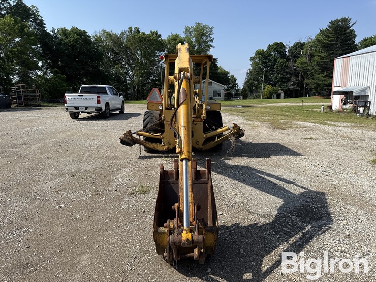 deere-410d-image-6