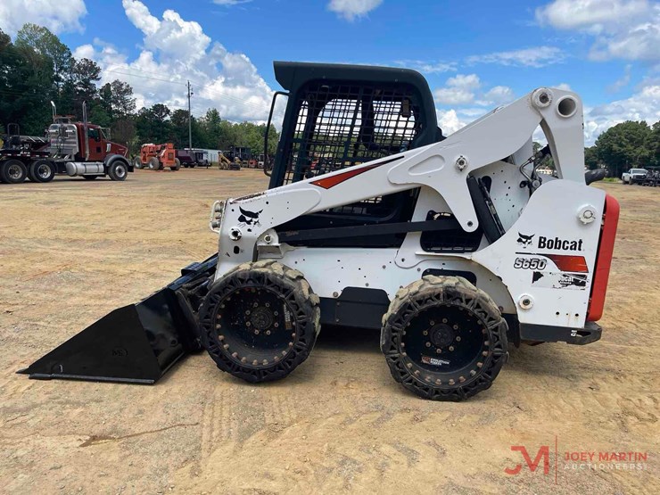 2017-bobcat-s650-skid-steer-loader-image-6