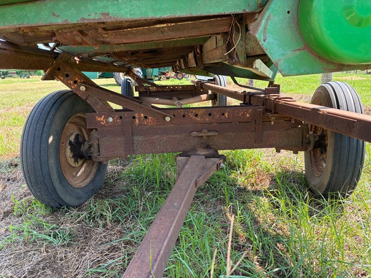 john-deere-644-image-5