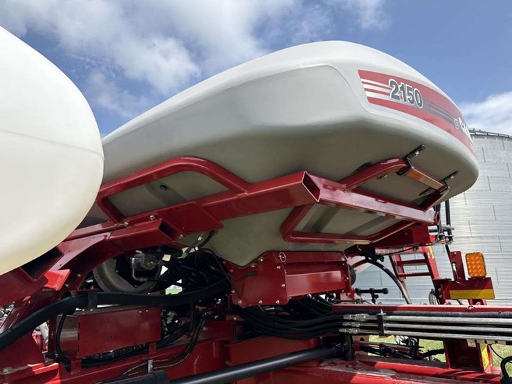 case-ih-2150-image-29