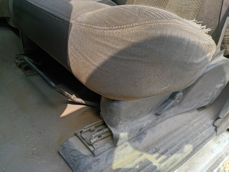 2006-chevrolet-silverado-3500-image-31