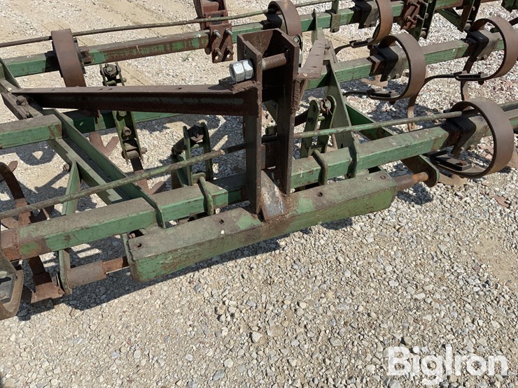 john-deere-14-image-10