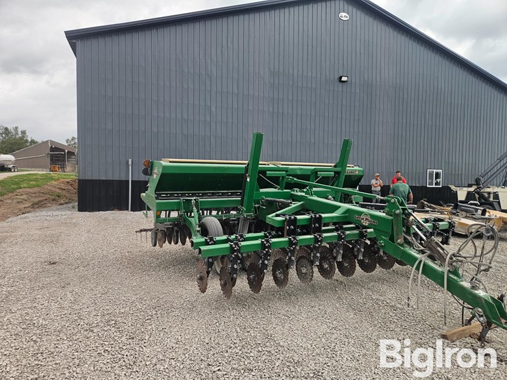 great-plains-solid-stand-1500-image-3