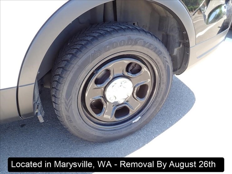 2018-ford-explorer-image-16