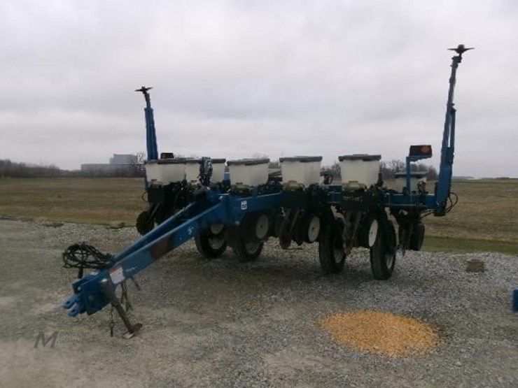 2000-kinze-3000-image-1