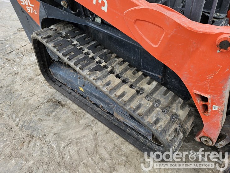 2023-kubota-svl97-2-image-10