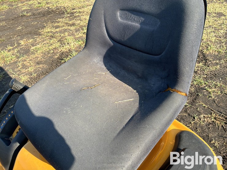 cub-cadet-lgt1054-image-14