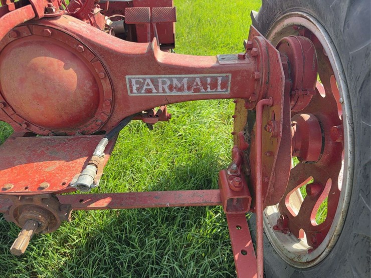 farmall-f-20-image-32