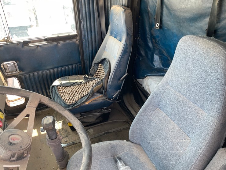1988-kenworth-w923-image-19