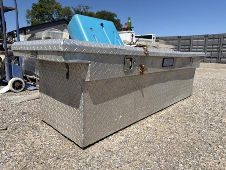 truck-tool-box-image-1