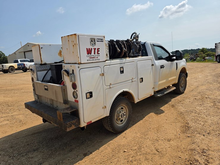 2018-ford-f250-image-15