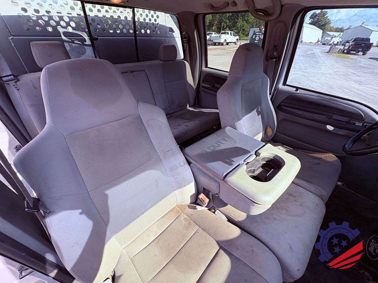 2006-ford-f550-xlt-sd-image-70