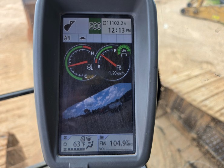 2018-deere-470g-lc-image-42