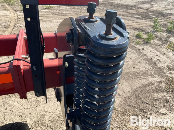 case-ih-2500-image-14