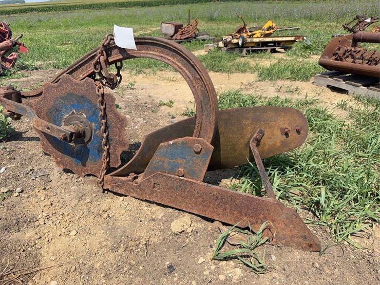 one-bottom-plow-image-5