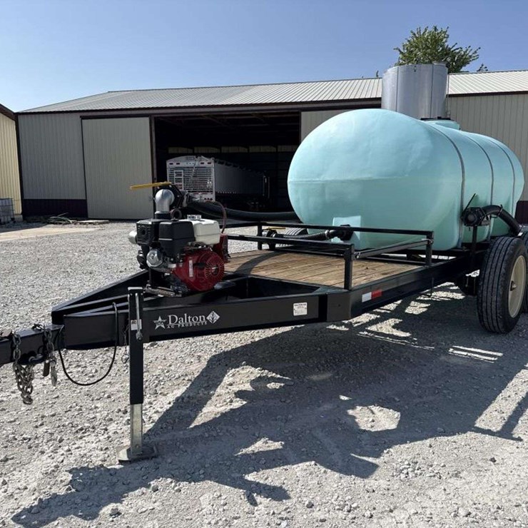 Dalton 1300 Galllon Tender Trailer