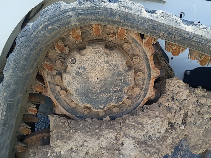2023-bobcat-t650-image-54