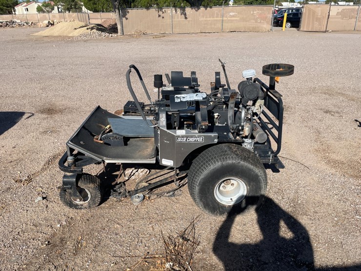 #2327-•-dixie-chopper-lp3000-image-4
