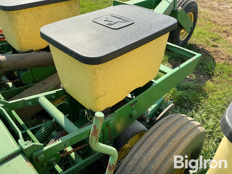 john-deere-7000-image-15