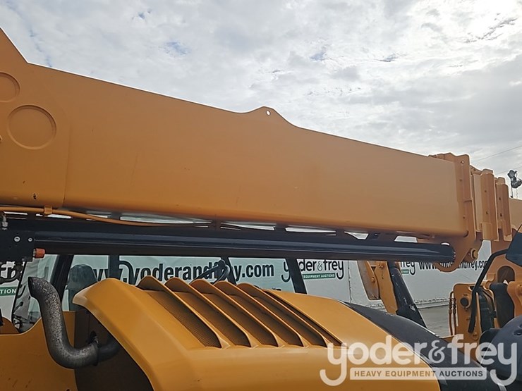 2017-jcb-510-56-image-10