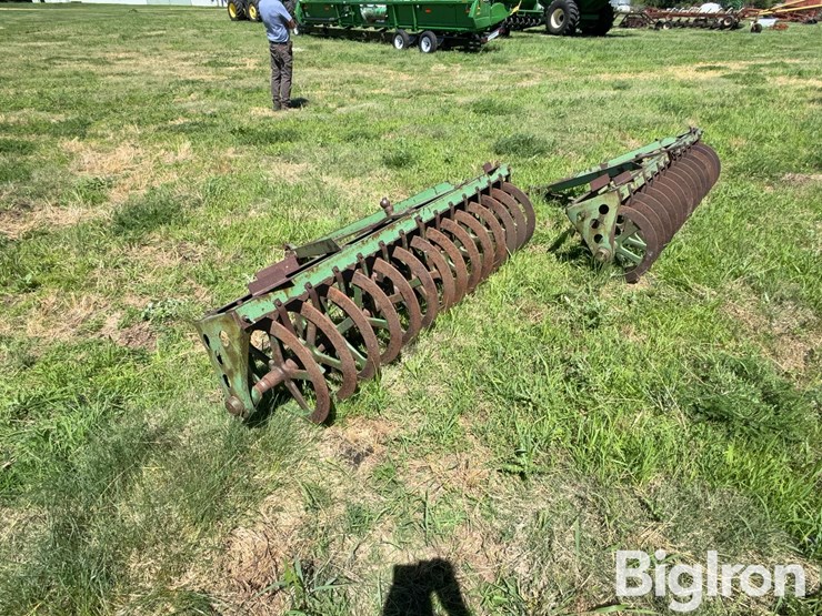 john-deere-7-image-7