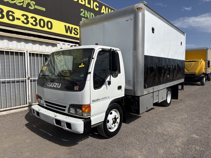 1999-isuzu-npr-image-2