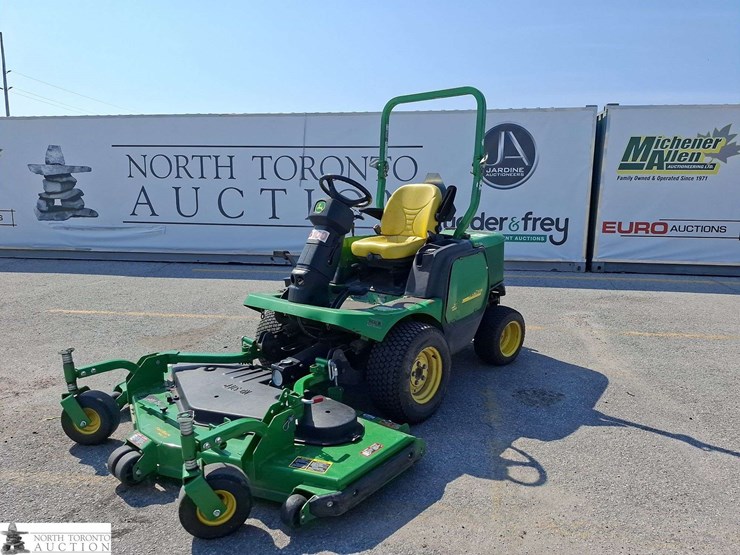 2010-john-deere-1445-image-1