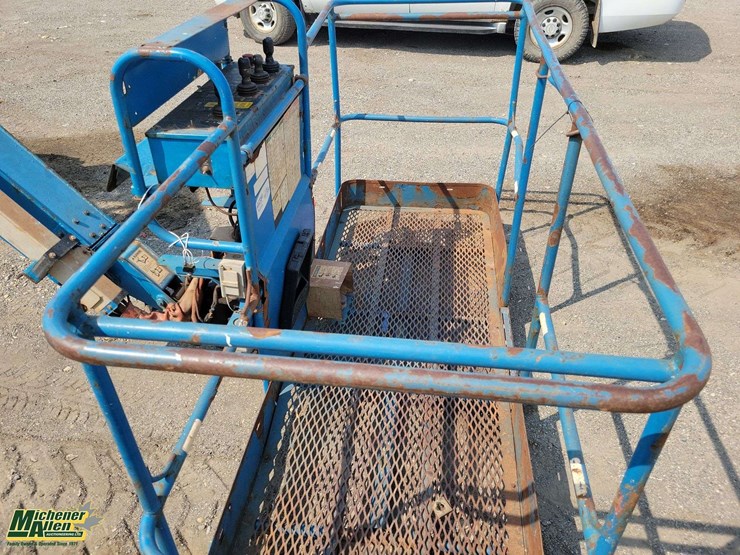 2013-genie-z135/70-image-37
